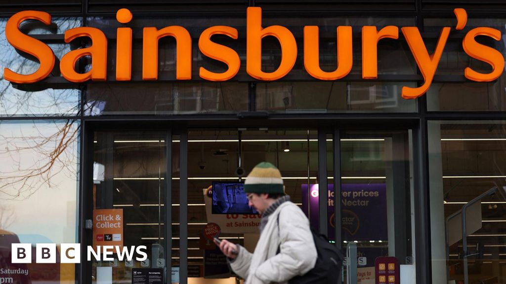 Sainsbury’s to trial facial recognition to catch shoplifters