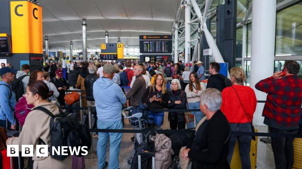 Airports brace for second day of disruption Airports brace for second day of disruption