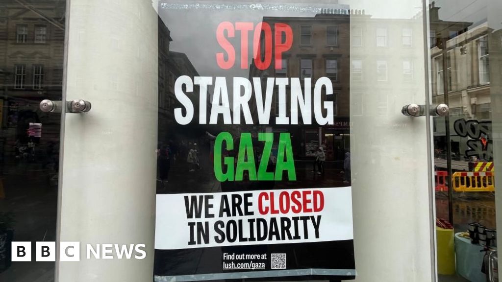 Lush shuts all UK retail stores for a day in Gaza protest