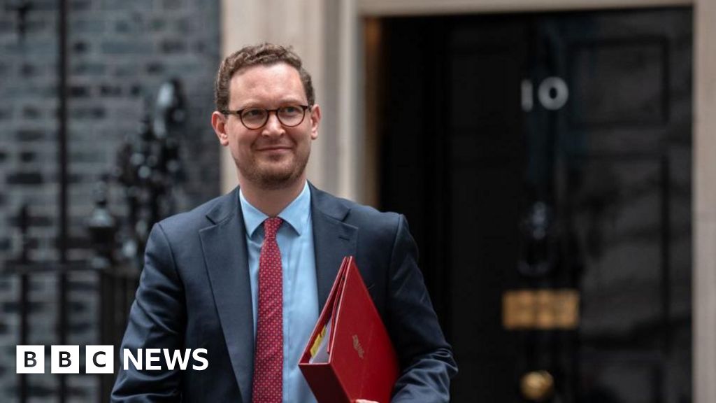 Darren Jones given new role as Keir Starmer revamps No 10 team