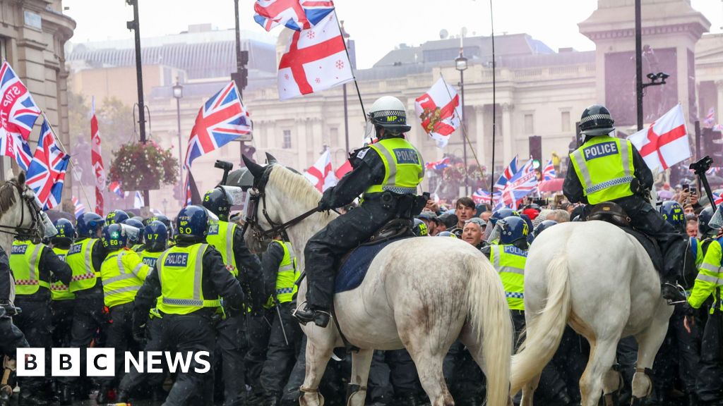 Tommy Robinson tapping into disquiet in country, says minister