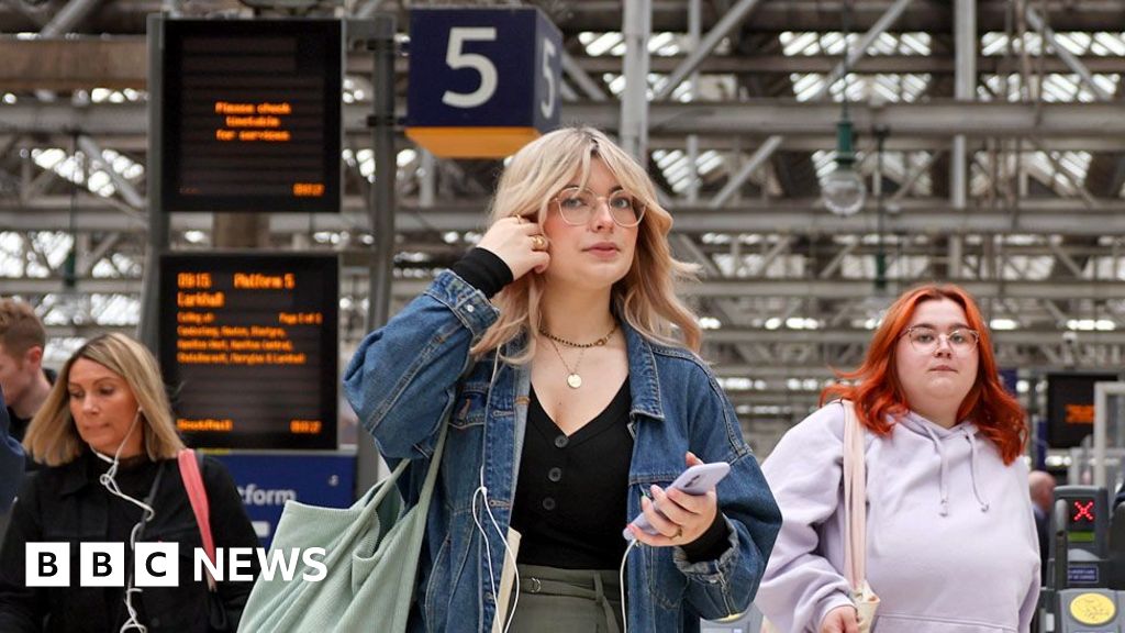 Scotland scraps peak rail fares