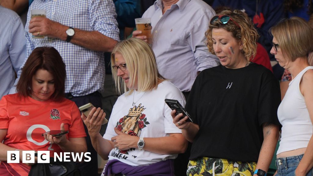 Sirens blare from millions of phones in national test of emergency alerts