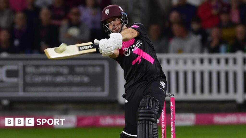 T20 Blast: Sean Dickson leads Somerset to tense win over Bears T20 Blast: Sean Dickson leads Somerset to tense win over Bears