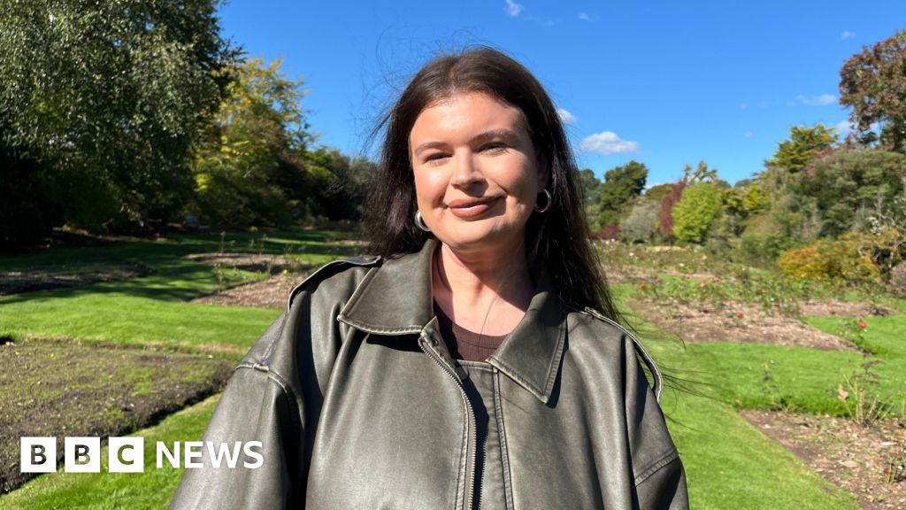 TikTok influencer ‘mocked’ for stammer refuses Dortmund apology