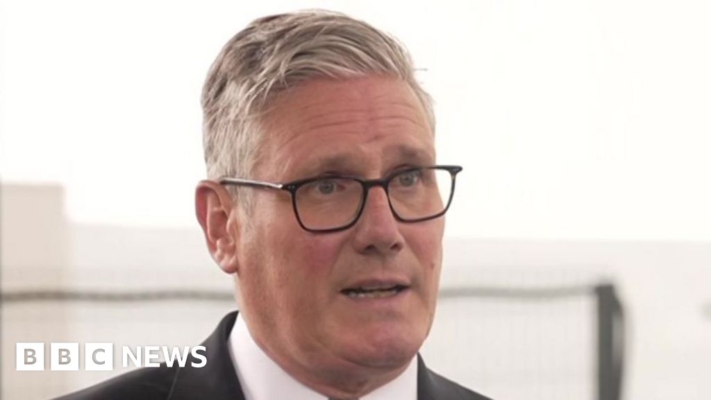 Starmer refuses to say if he will sack Rayner if she broke rules Starmer refuses to say if he will sack Rayner if she broke rules