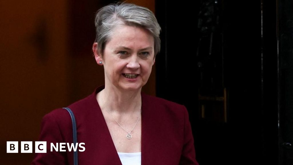 UK has warned Israel not to retaliate against Palestinian statehood push, Cooper tells BBC