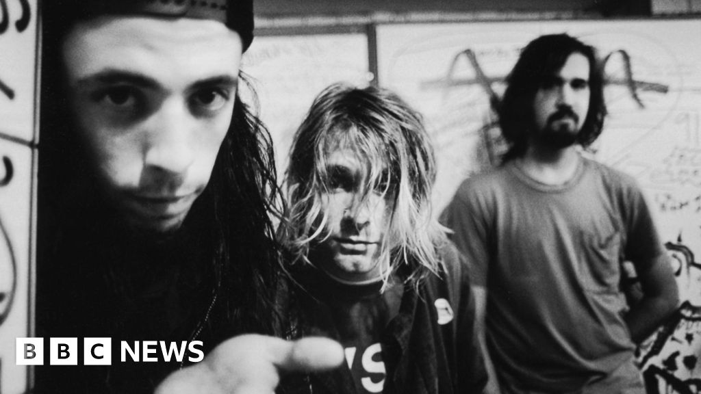 Spencer Elden loses legal case over baby photo on album cover