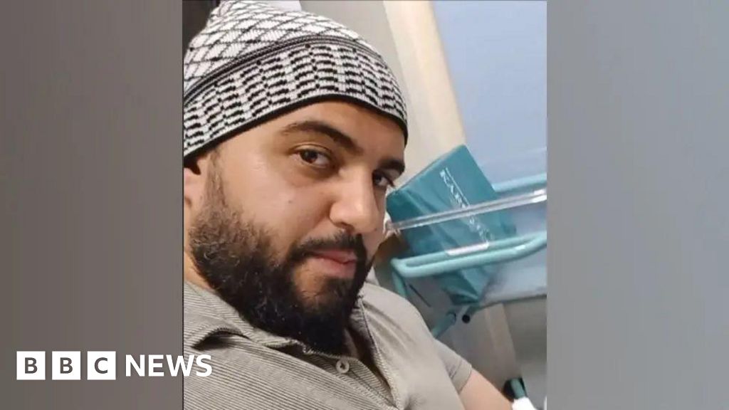 Manchester synagogue attacker shot multiple times by police