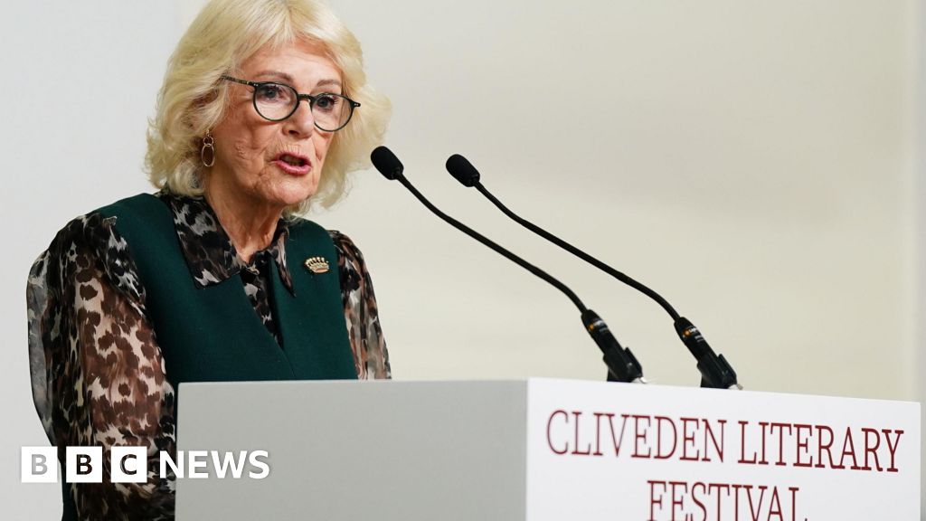 Queen recalls Jilly Cooper’s wish to ‘get plastered’ Queen recalls Jilly Cooper’s wish to ‘get plastered’