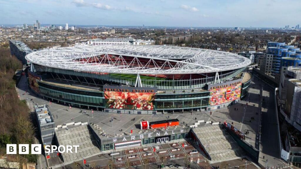 Arsenal hold internal talks about redeveloping Emirates Stadium
