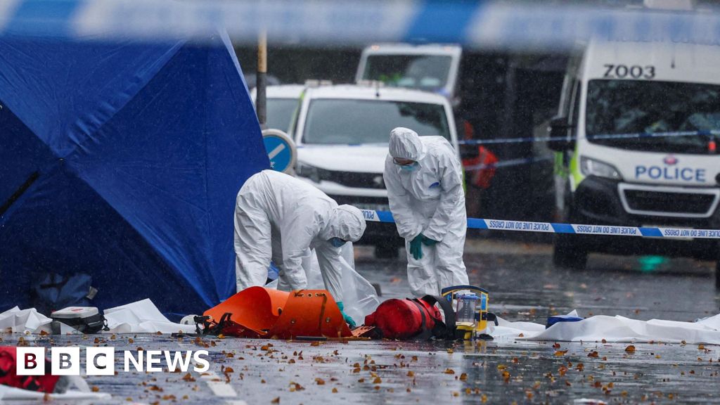 Manchester synagogue attack investigation sees three more arrests