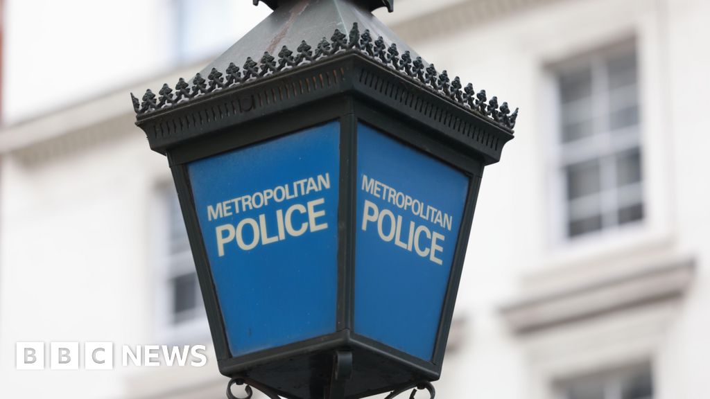 Three held on suspicion of helping Russian intelligence Three held on suspicion of helping Russian intelligence