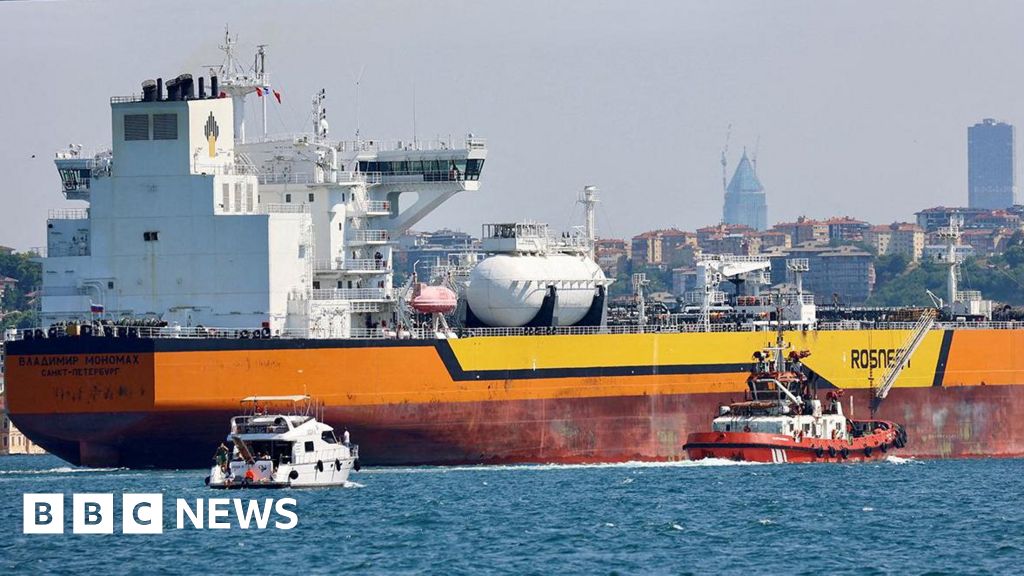 UK sanctions Russia’s oil giants over Ukraine war