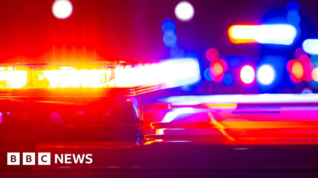 South Carolina shooting at crowded bar leaves 4 dead