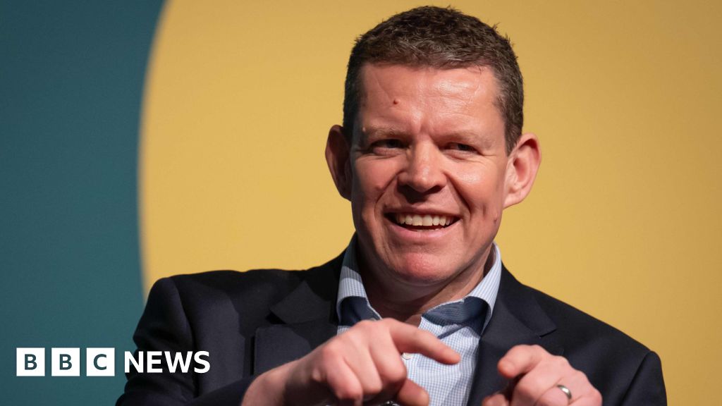 Plaid ready to replace Welsh Labour, says Rhun ap Iorwerth