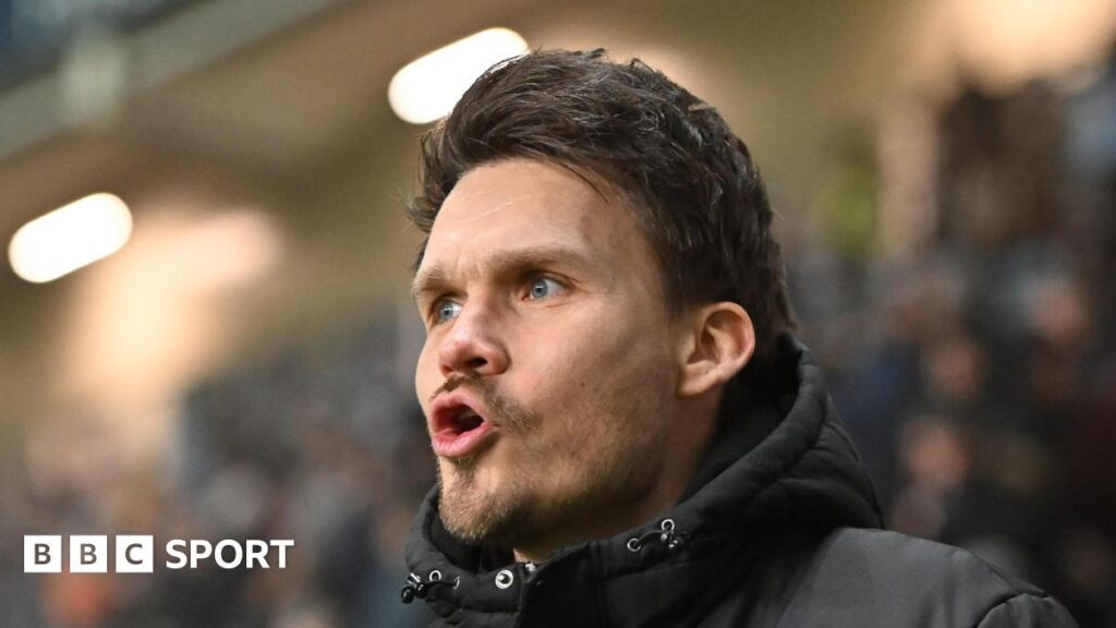 ‘Danny Rohl jumps from Sheffield Wednesday frying pan into Rangers furnace’ ‘Danny Rohl jumps from Sheffield Wednesday frying pan into Rangers furnace’