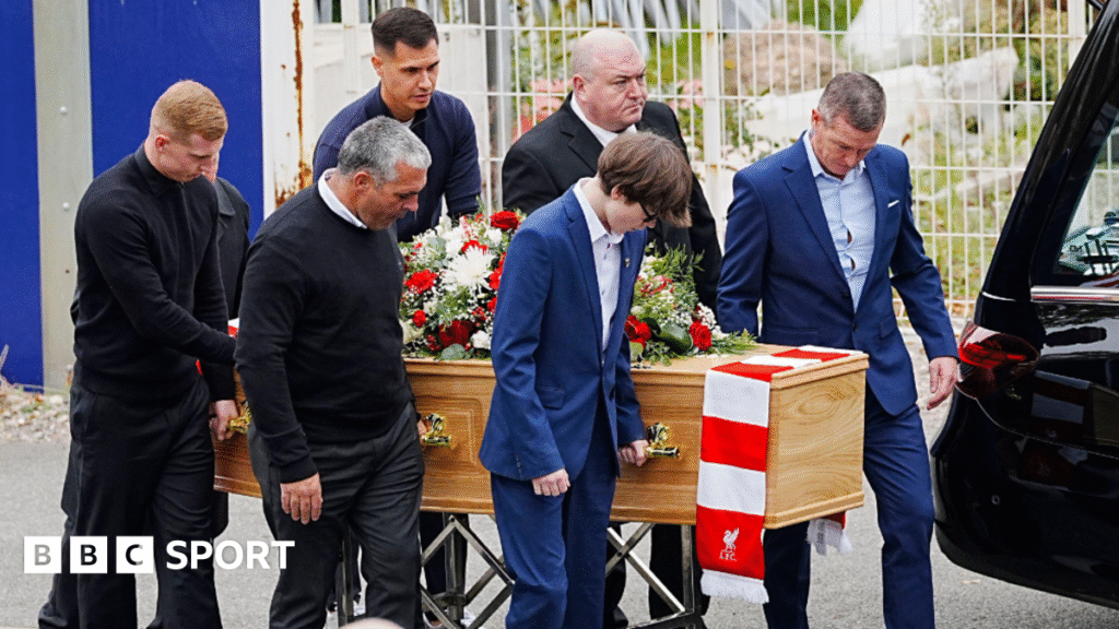 Matt Beard: Former Liverpool women’s manager’s funeral attracts hundreds of well-wishers Matt Beard: Former Liverpool women’s manager’s funeral attracts hundreds of well-wishers