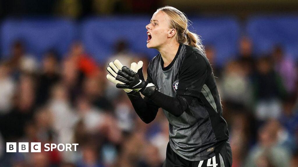 Female goalkeepers development – from being trolled to loved