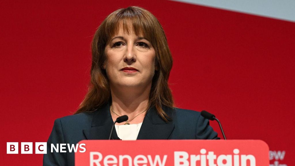 What the emails with letting agent tell us in licence row What the emails with letting agent tell us in licence row