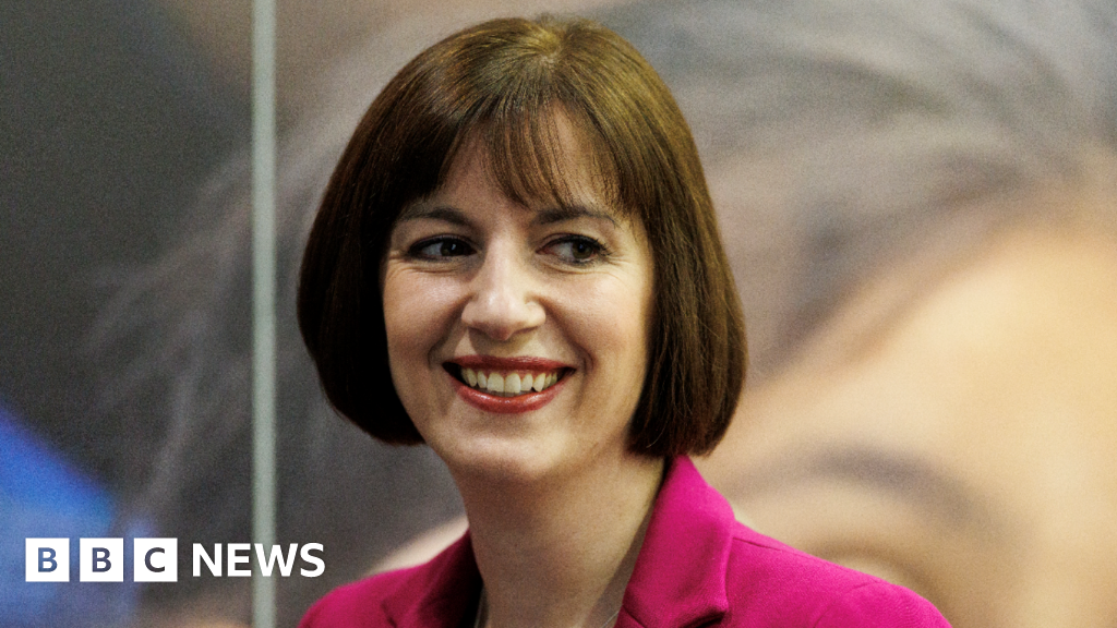 Watchdog urges Bridget Phillipson to speed up trans guidance