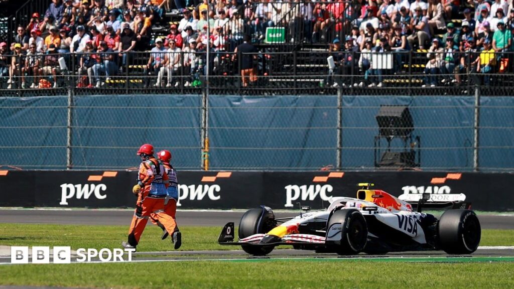 Mexico City Grand Prix: Liam Lawson has near miss with F1 marshals Mexico City Grand Prix: Liam Lawson has near miss with F1 marshals