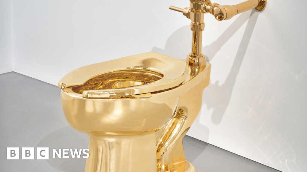 Second casting of solid gold toilet stolen from Blenheim Palace up for sale