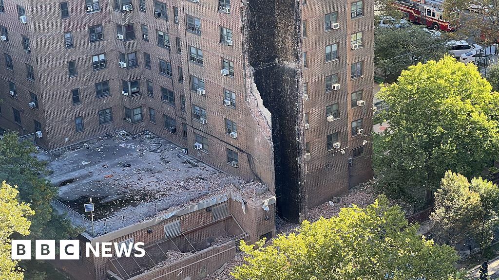 Chunk of New York apartment building collapses in possible explosion Chunk of New York apartment building collapses in possible explosion