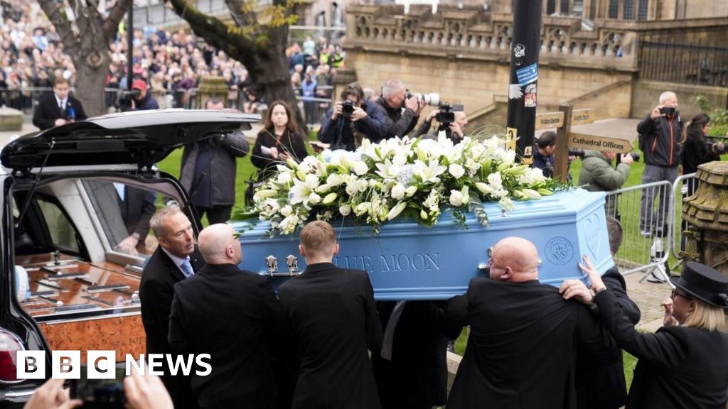 Thousands line streets for Ricky Hatton’s funeral