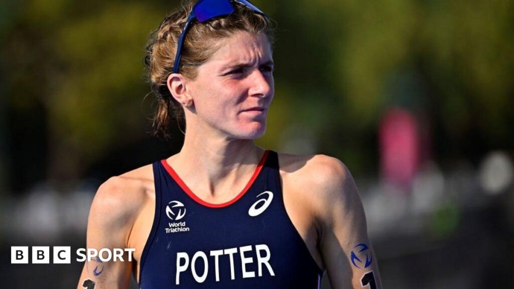 Beth Potter bids for second world triathlon title in Australia