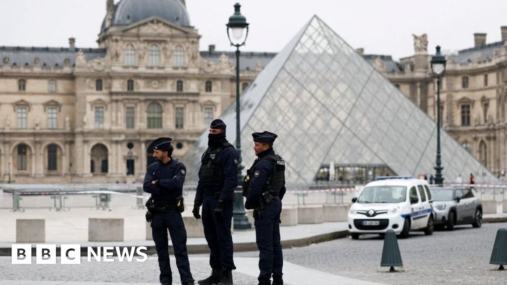 ‘Priceless’ jewels stolen in raid on Paris’s Louvre Museum