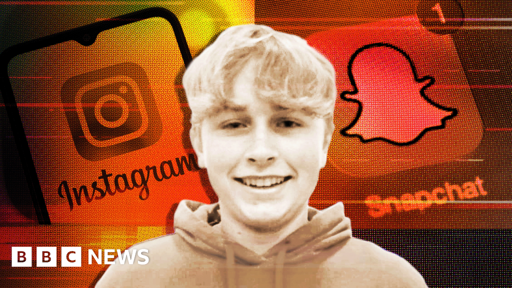 ‘I have your nudes and everything to ruin your life’