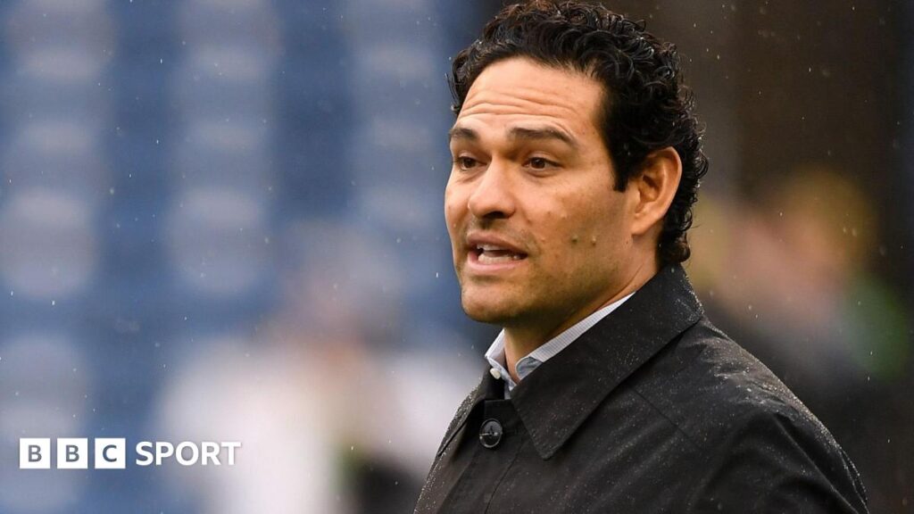 Former NFL quarterback Mark Sanchez released from hospital after stabbing