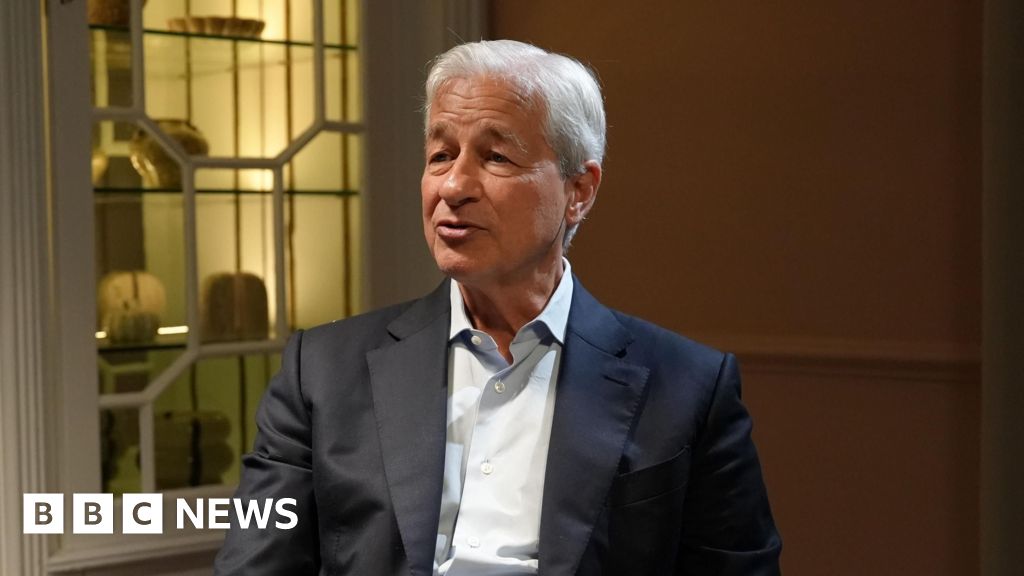JP Morgan boss Jamie Dimon sounds warning on US stock market fall JP Morgan boss Jamie Dimon sounds warning on US stock market fall
