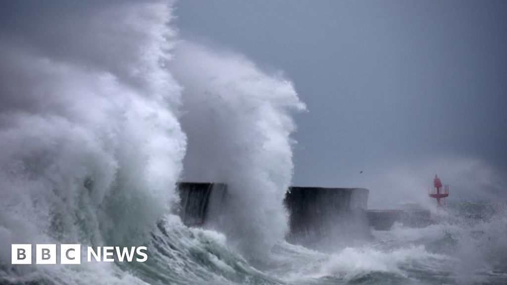 Wind and rain warnings issued as Storm Benjamin hits UK Wind and rain warnings issued as Storm Benjamin hits UK