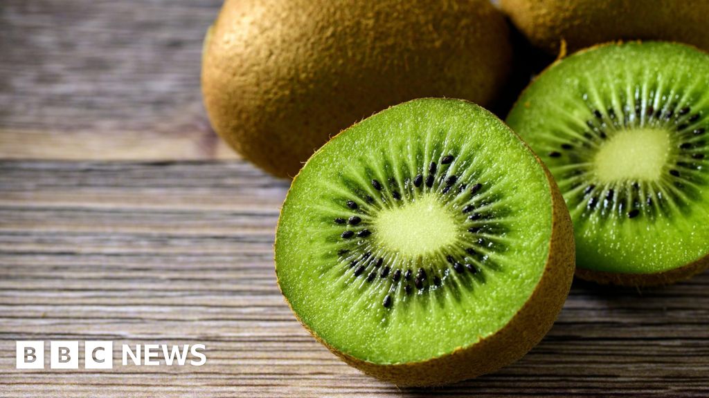 Kiwis and mineral water can cut constipation, says new guidance