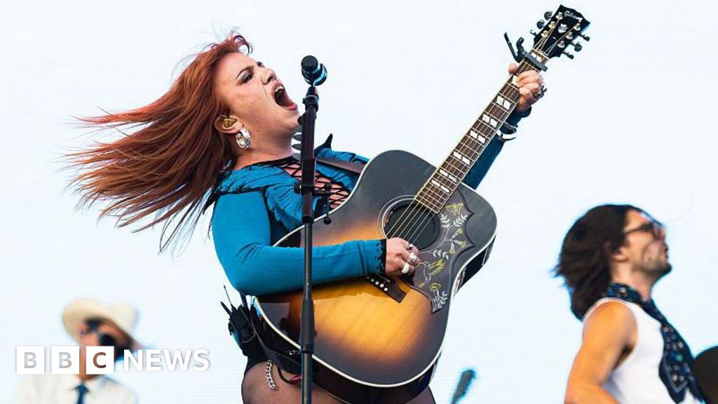 Pulp and CMAT are favourites to win