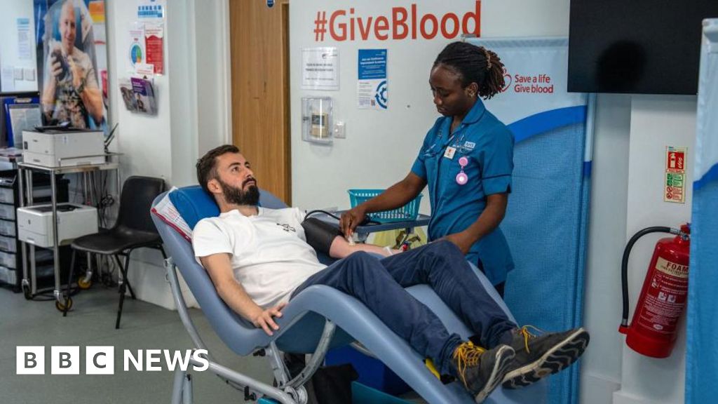 NHS and DVLA to encourage would-be drivers to become blood donors NHS and DVLA to encourage would-be drivers to become blood donors
