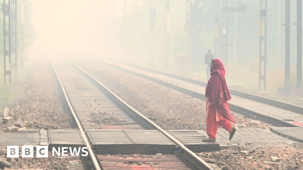 Why India caps pollution reading at 500 when the air is far more toxic