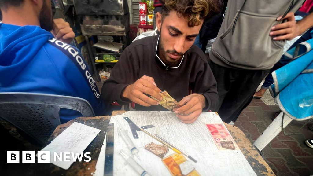 Why I spend hours painstakingly repairing banknotes