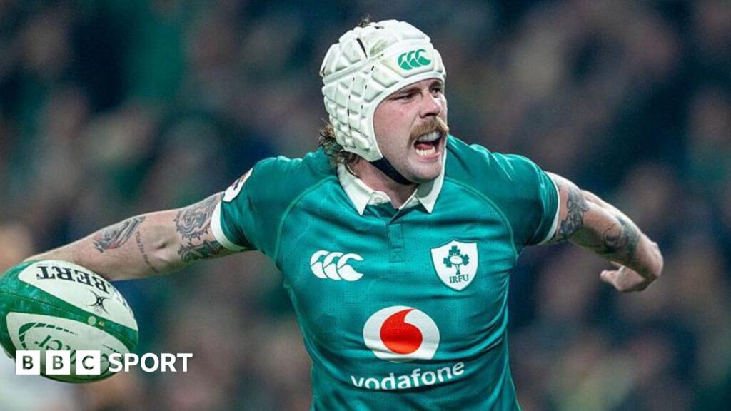 Ireland 46-19 Australia: Mack Hansen hat-trick helps Irish sweep past Wallabies in Dublin