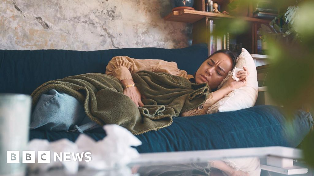 Britain sliding ‘into economic crisis’ over £85bn sickness bill Britain sliding ‘into economic crisis’ over £85bn sickness bill