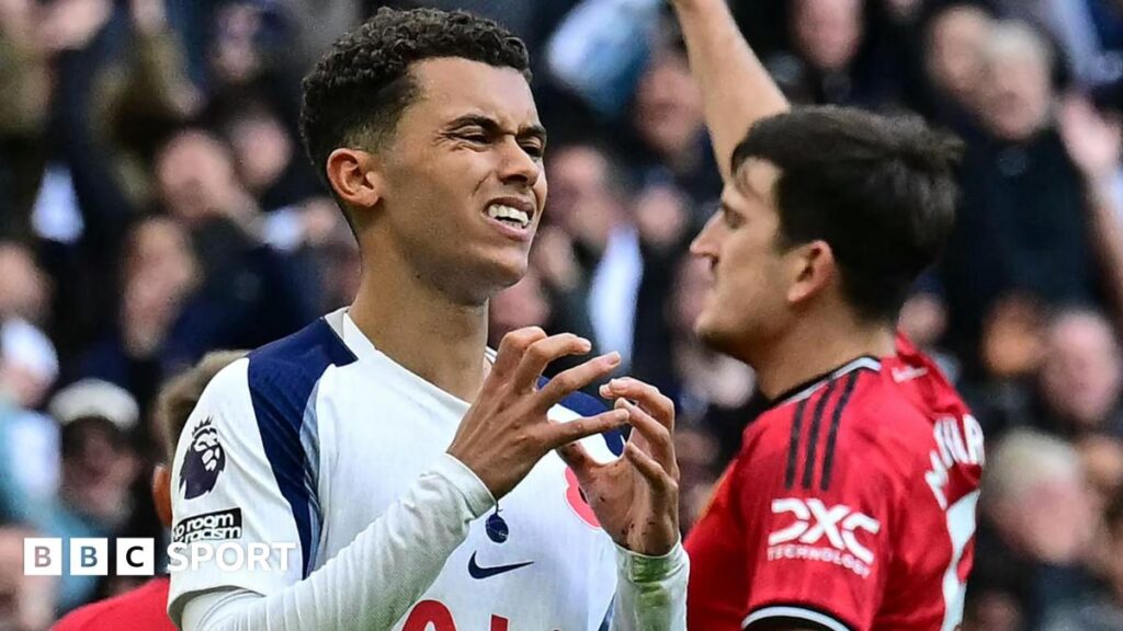 Tottenham 2-2 Manchester United: Big questions as Benjamin Sesko injured