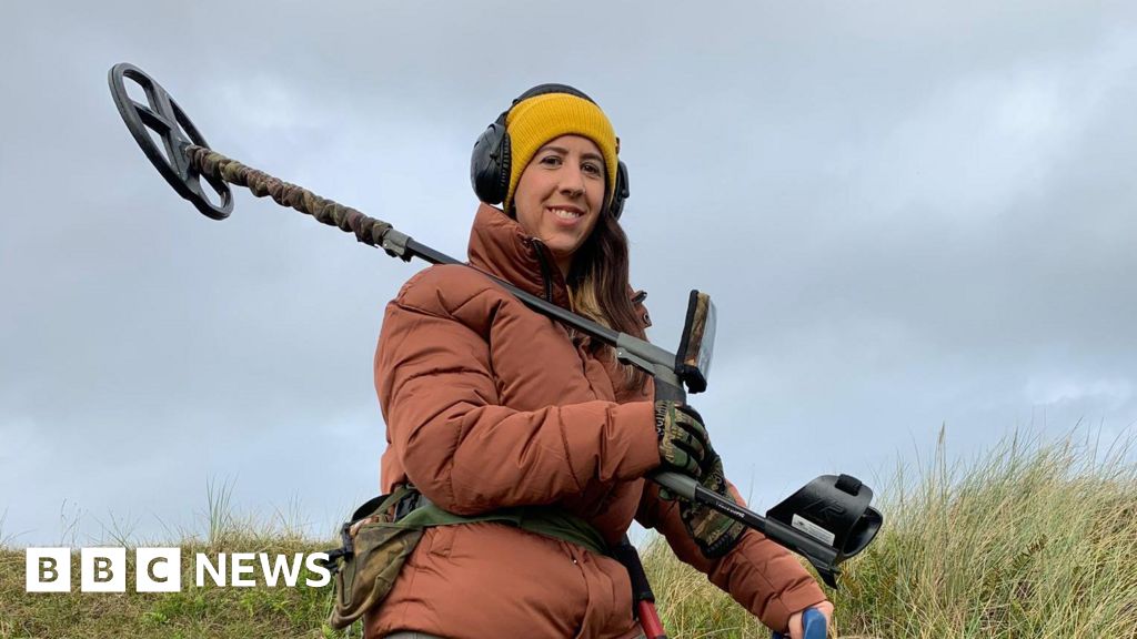 Treasure finds in England reach record high