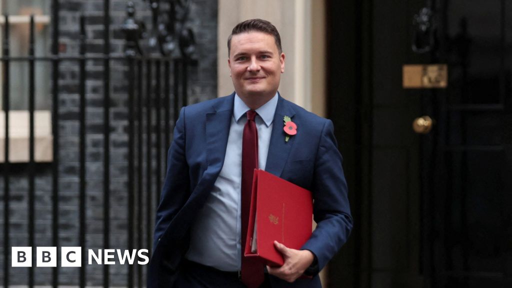 Streeting denies plotting against PM after leadership claims Streeting denies plotting against PM after leadership claims