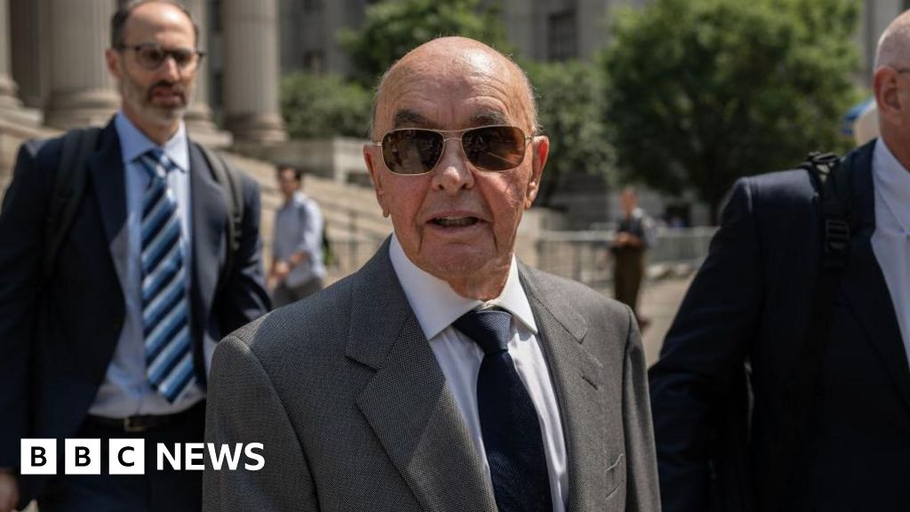 UK billionaire Joe Lewis receives pardon from President Trump UK billionaire Joe Lewis receives pardon from President Trump