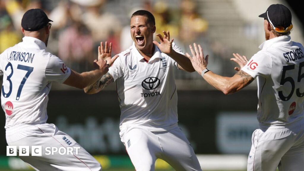 Ashes 2025: Michael Vaughan hails England’s pace attack after day one in Perth