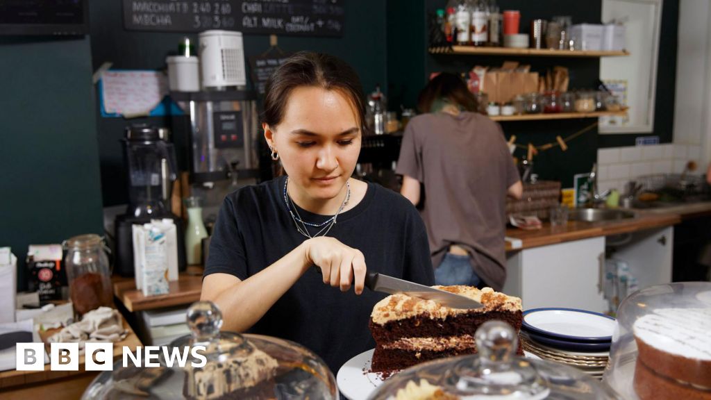 Minimum wage to rise again from April to £12.71 for over-21s