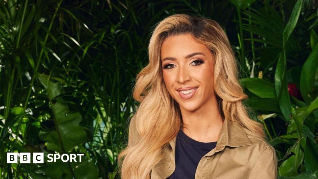 Women’s League Cup draw: GK Barry makes Tottenham joke Women’s League Cup draw: GK Barry makes Tottenham joke