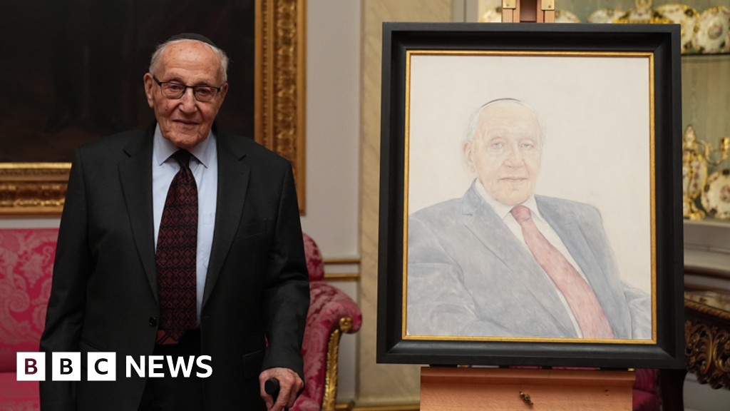 Holocaust survivor and educator Manfred Goldberg dies aged 95